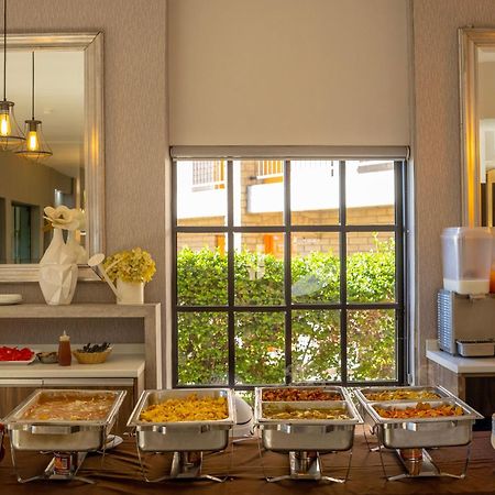 Hotel Colonial مكسيكالي المظهر الخارجي الصورة