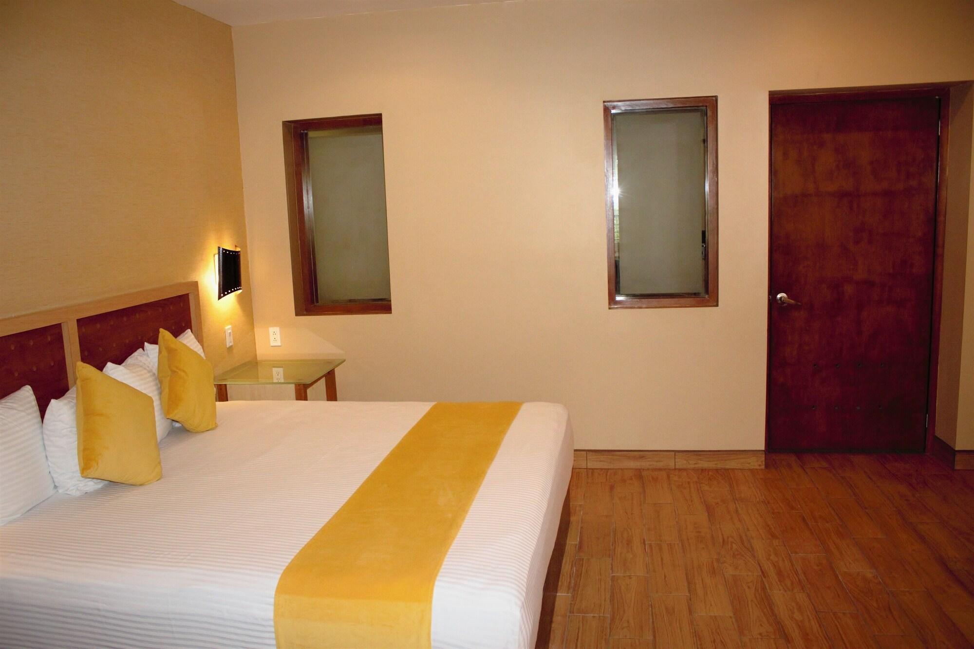 Hotel Colonial مكسيكالي المظهر الخارجي الصورة