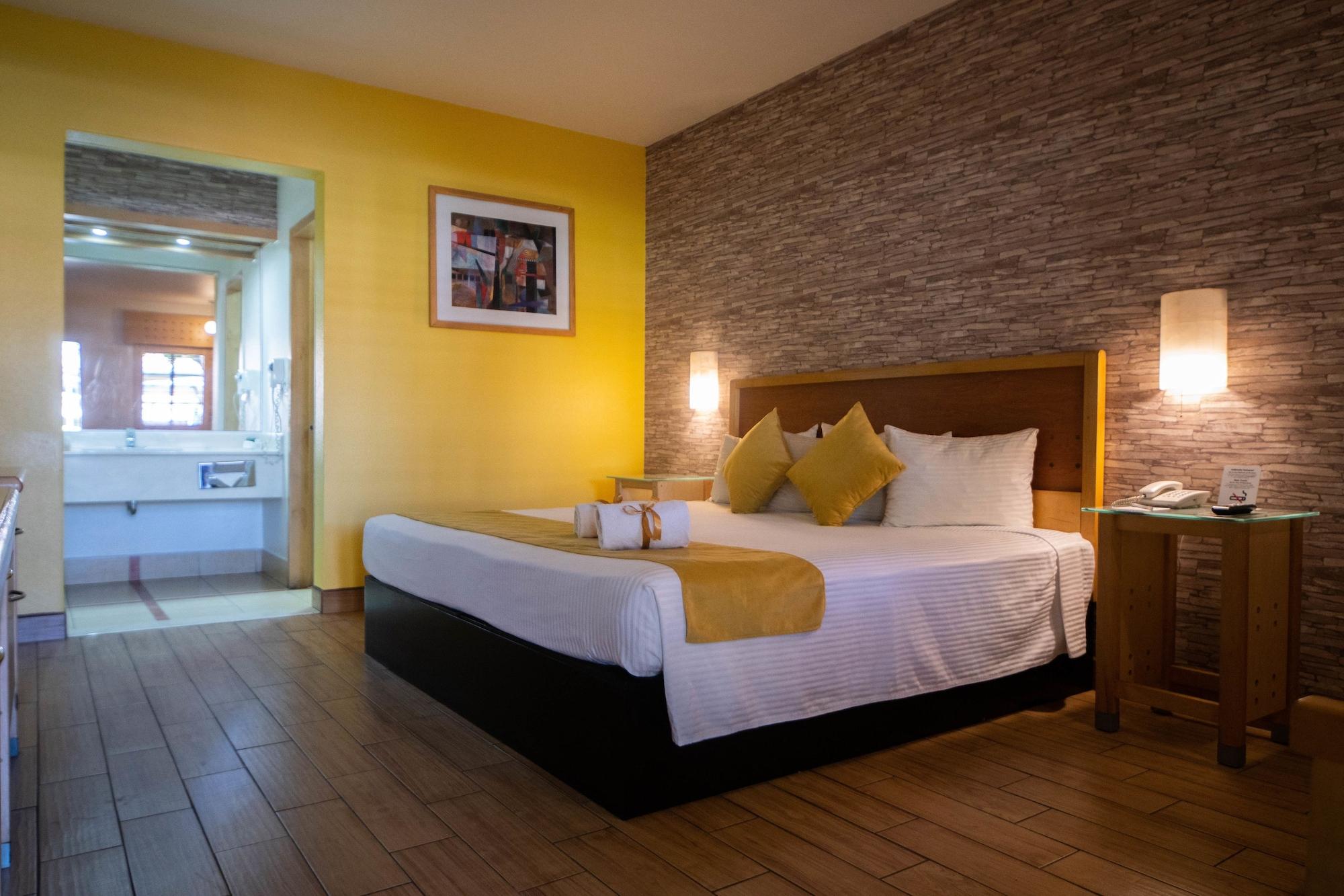 Hotel Colonial مكسيكالي المظهر الخارجي الصورة
