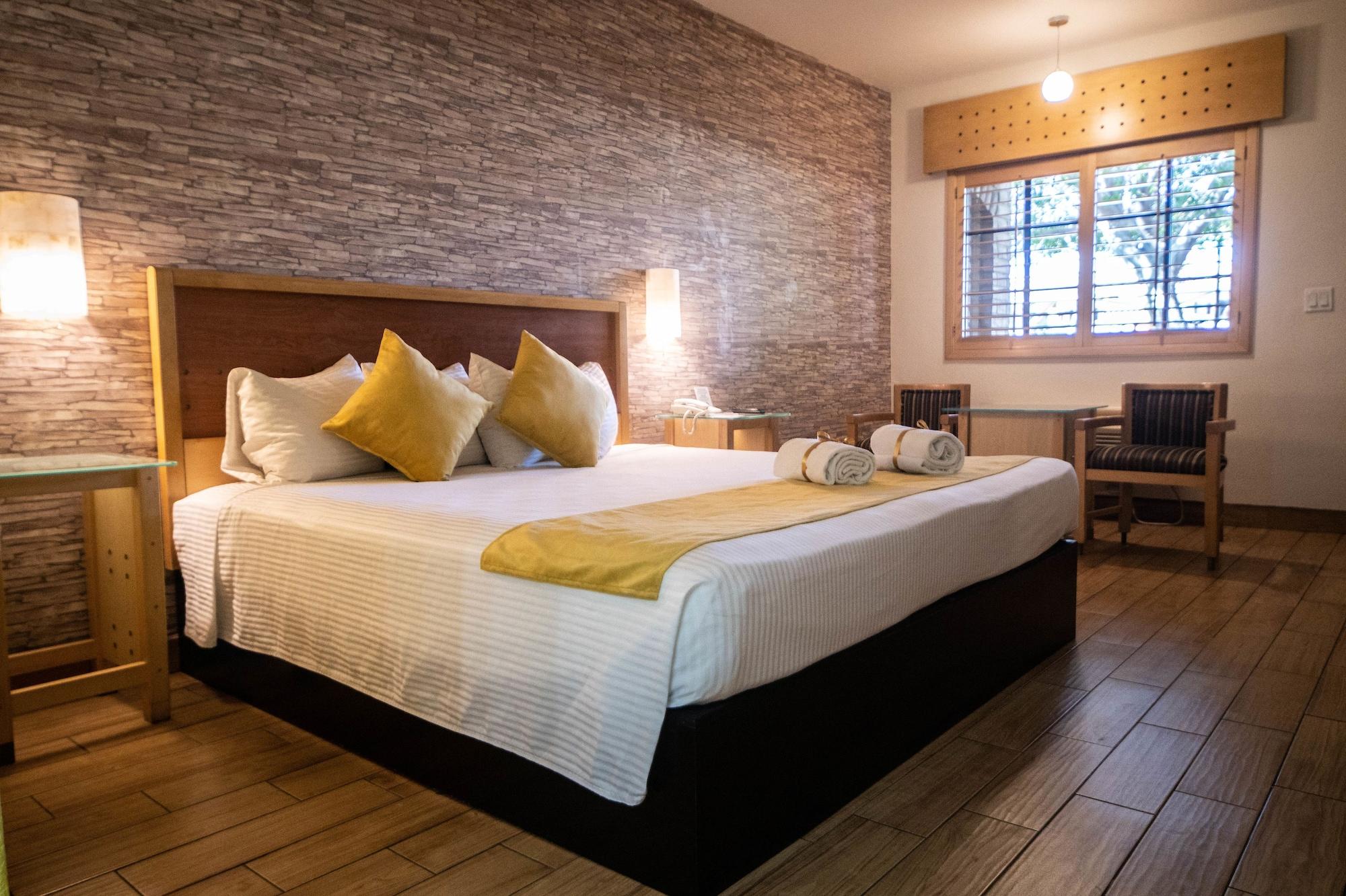 Hotel Colonial مكسيكالي المظهر الخارجي الصورة
