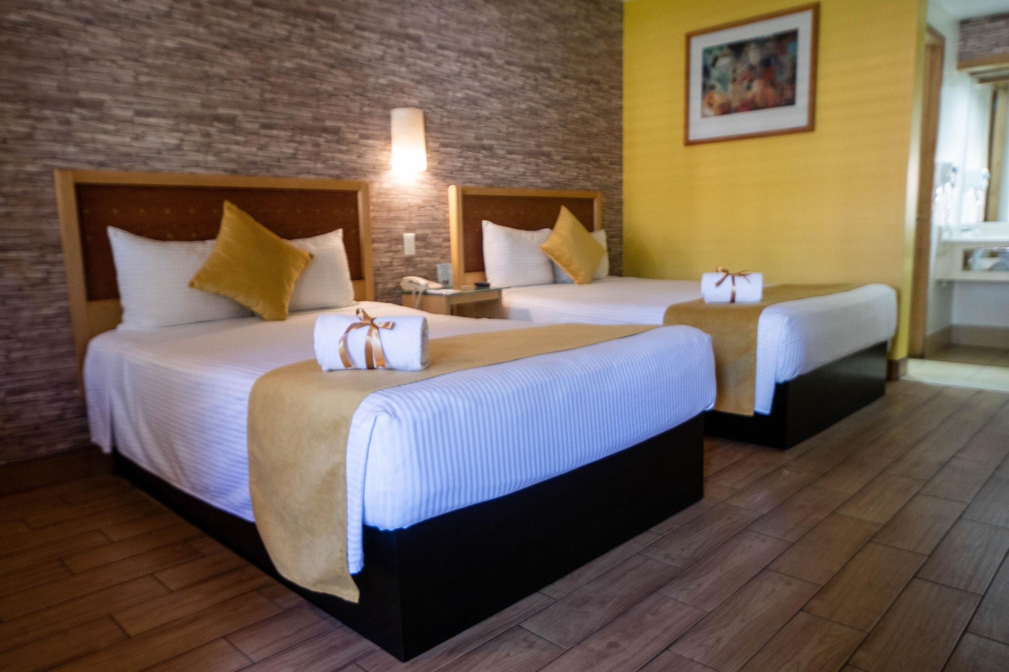 Hotel Colonial مكسيكالي المظهر الخارجي الصورة