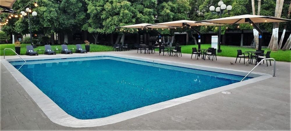 Hotel Colonial مكسيكالي المظهر الخارجي الصورة