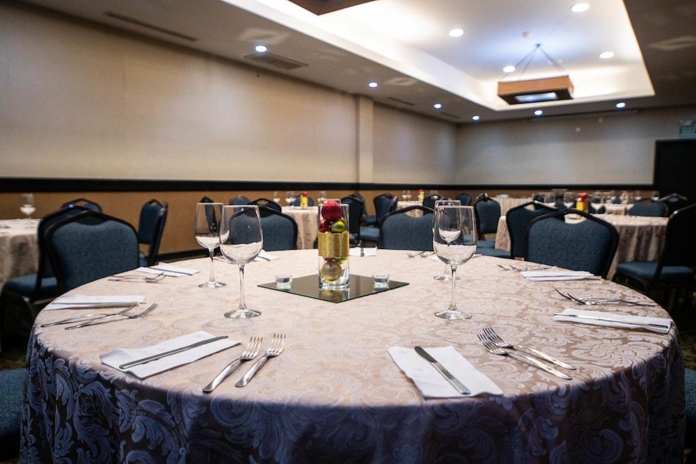 Hotel Colonial مكسيكالي المظهر الخارجي الصورة