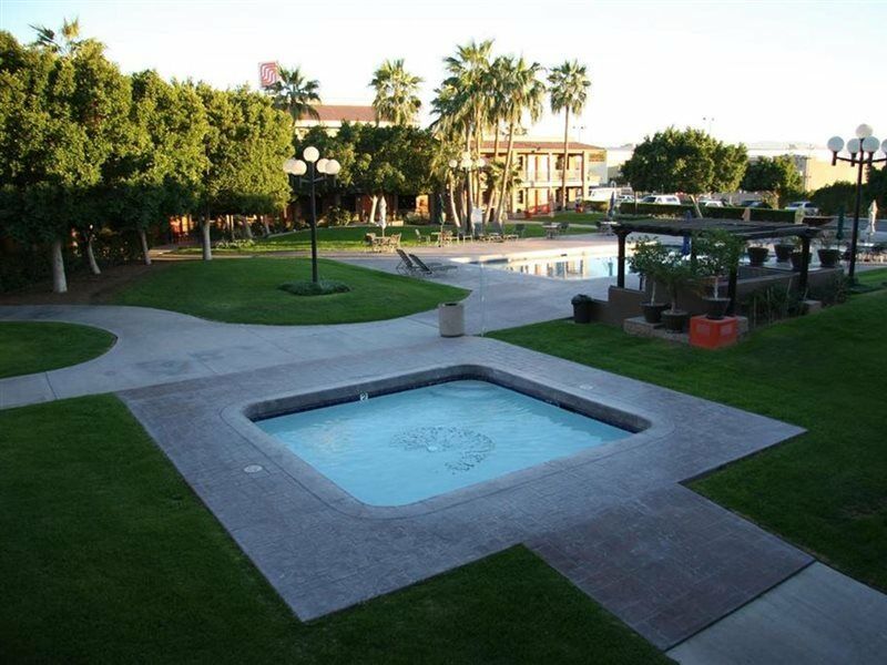 Hotel Colonial مكسيكالي المظهر الخارجي الصورة