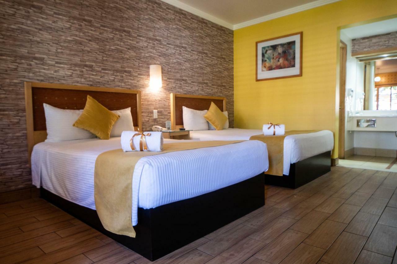 Hotel Colonial مكسيكالي المظهر الخارجي الصورة