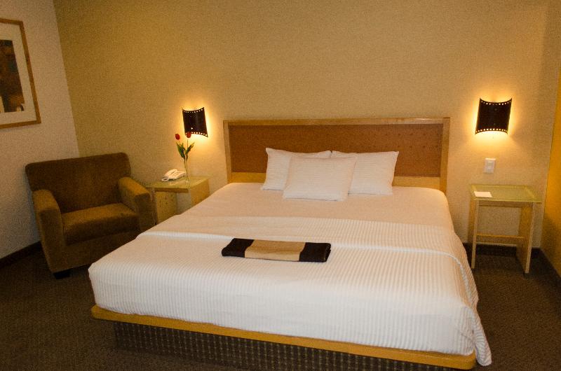 Hotel Colonial مكسيكالي المظهر الخارجي الصورة